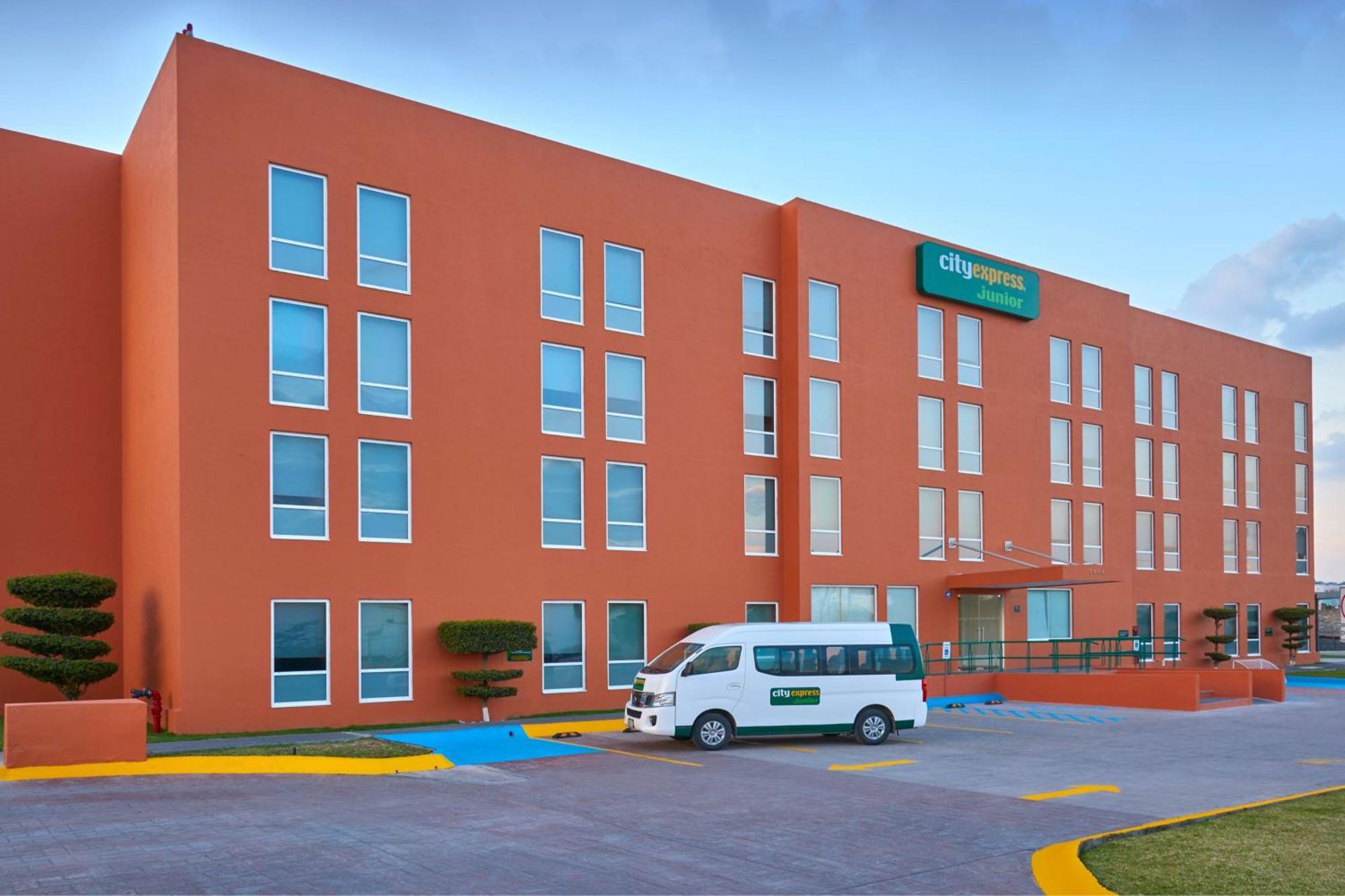 City Express Junior By Marriott Guadalajara Periferico Sur Hotel Exterior foto